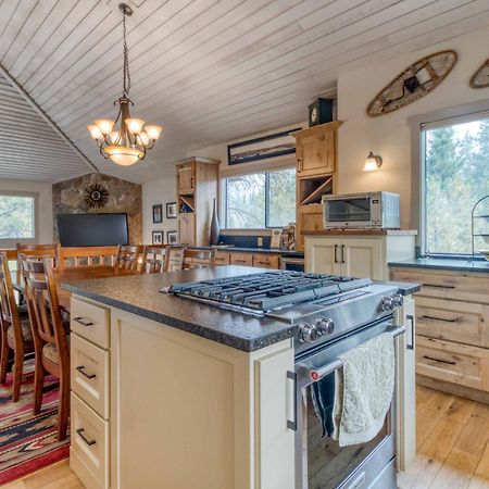 Great Kitchen, Ac, Sharc Access, Hot Tub, Bring Pet! Villa Sunriver Bagian luar foto