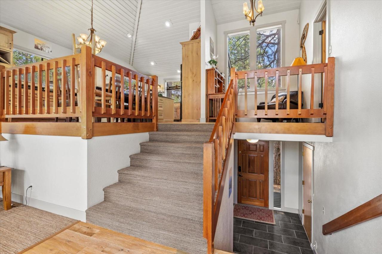 Great Kitchen, Ac, Sharc Access, Hot Tub, Bring Pet! Villa Sunriver Bagian luar foto